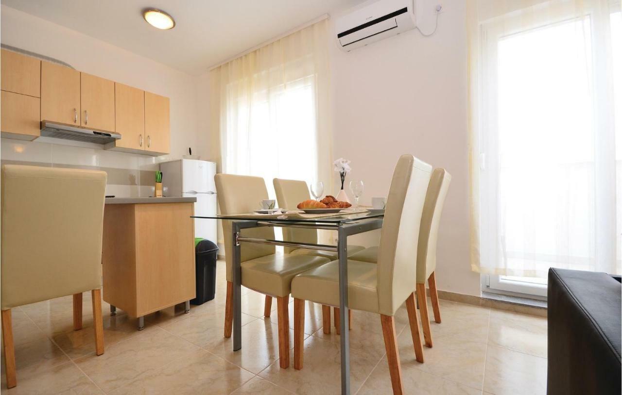 Apartment Mlasina-6 By Interhome Nin Exterior photo