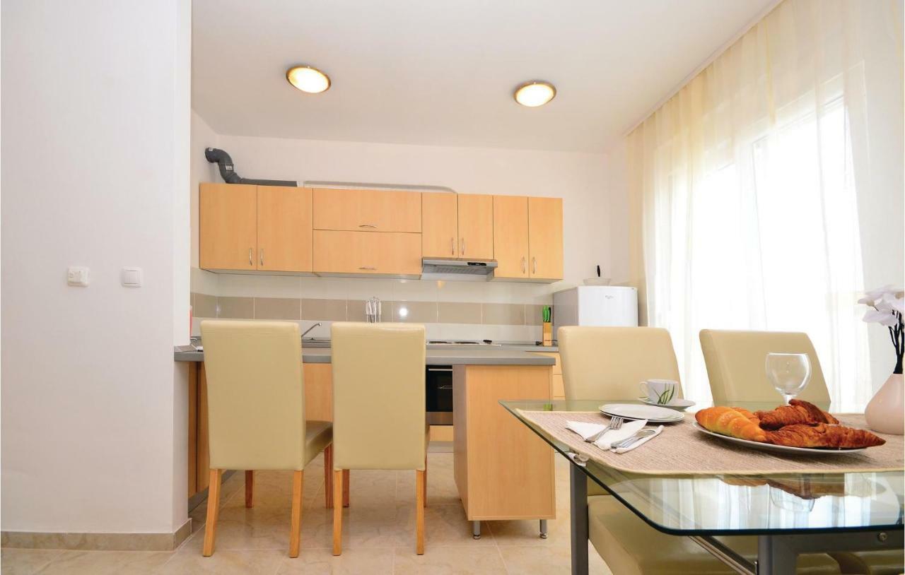 Apartment Mlasina-6 By Interhome Nin Exterior photo